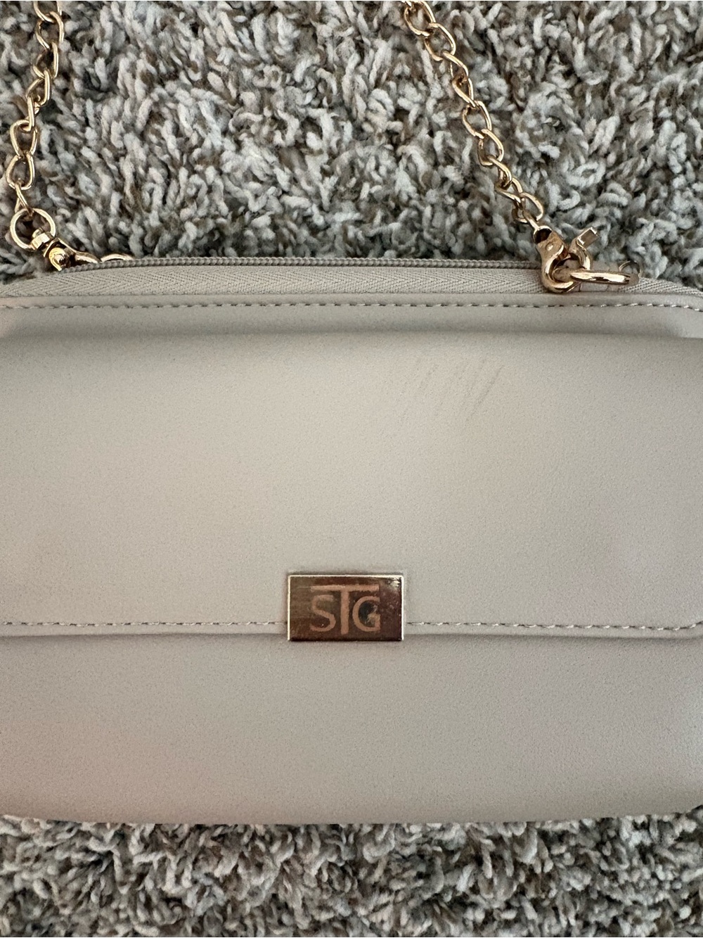 STG Cream Crossbody Bag with Gold Chain Strap